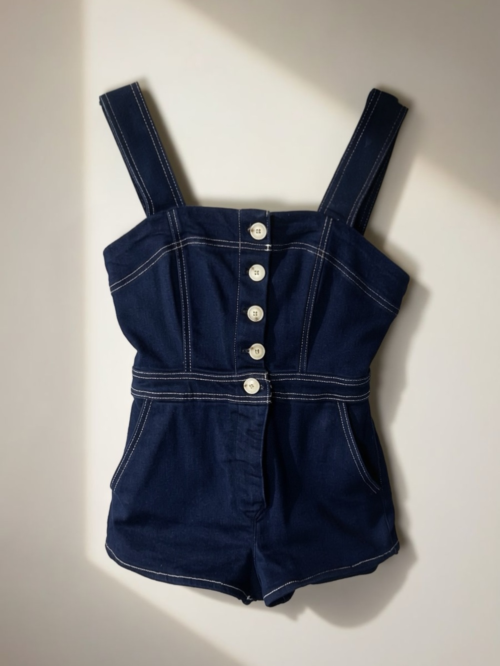 Anthropologie Maeve Denim Button Front Romper | Contrast Stitch | Size 0 - Picture 4 of 9